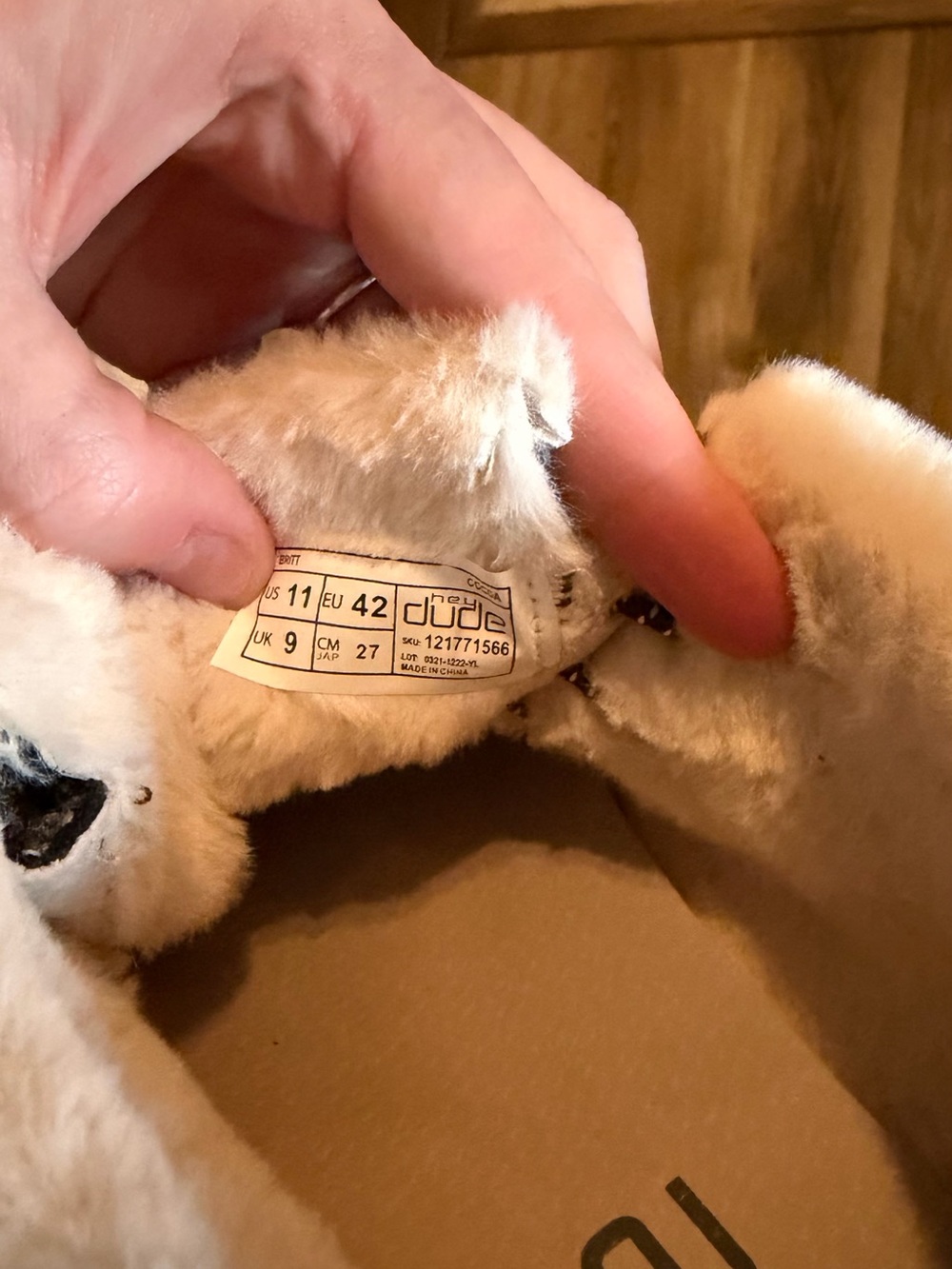 Hey Dude Gray Knit Slip-On Slippers with Cream Faux Fur Collar - Picture 4 of 4